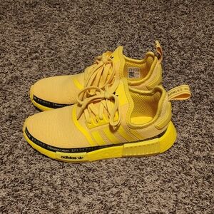 Womens Adidas Shoes Size 7.5